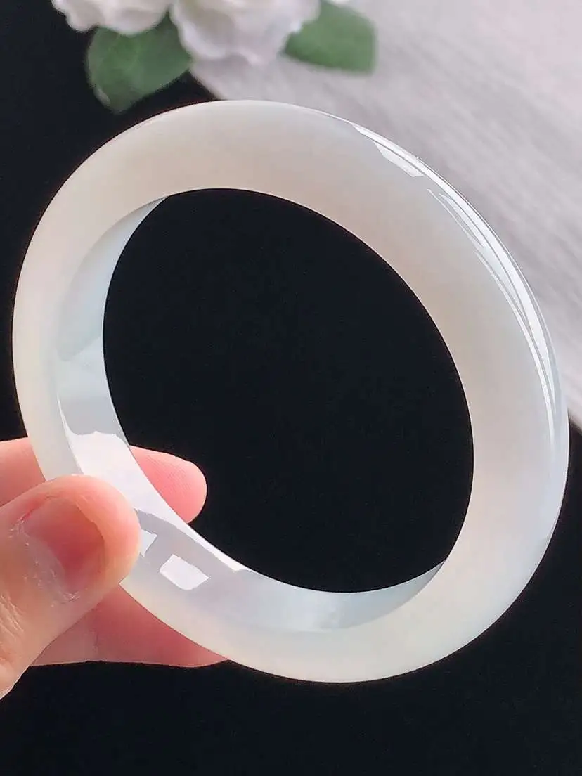 a货翡翠老坑冰种白月光正装正圈手镯56-57圈口  尺寸56.8×11.8×7.6mm 重量62.36g 1014