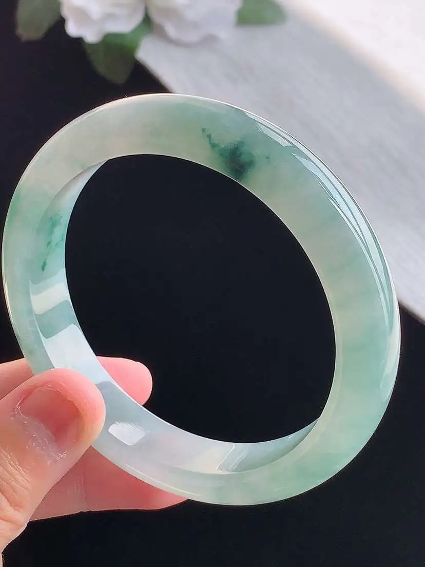 a货翡翠老坑冰种飘花正装正圈手镯57-58圈口  尺寸57.8×12×8mm 重量58.56g 10