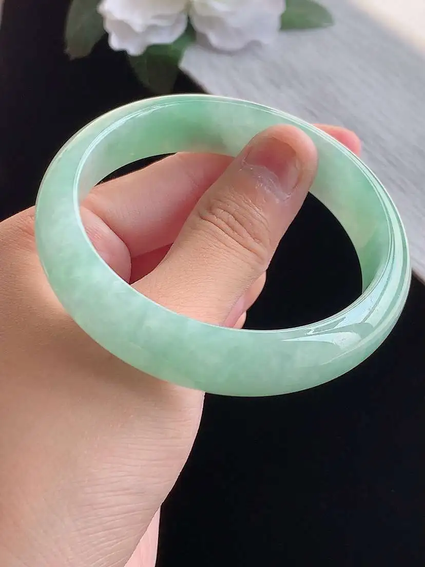 a货翡翠老坑冰种满绿正装正圈手镯57-58圈口  尺寸57.8×13.8×7.5mm 重量57.86g 1014