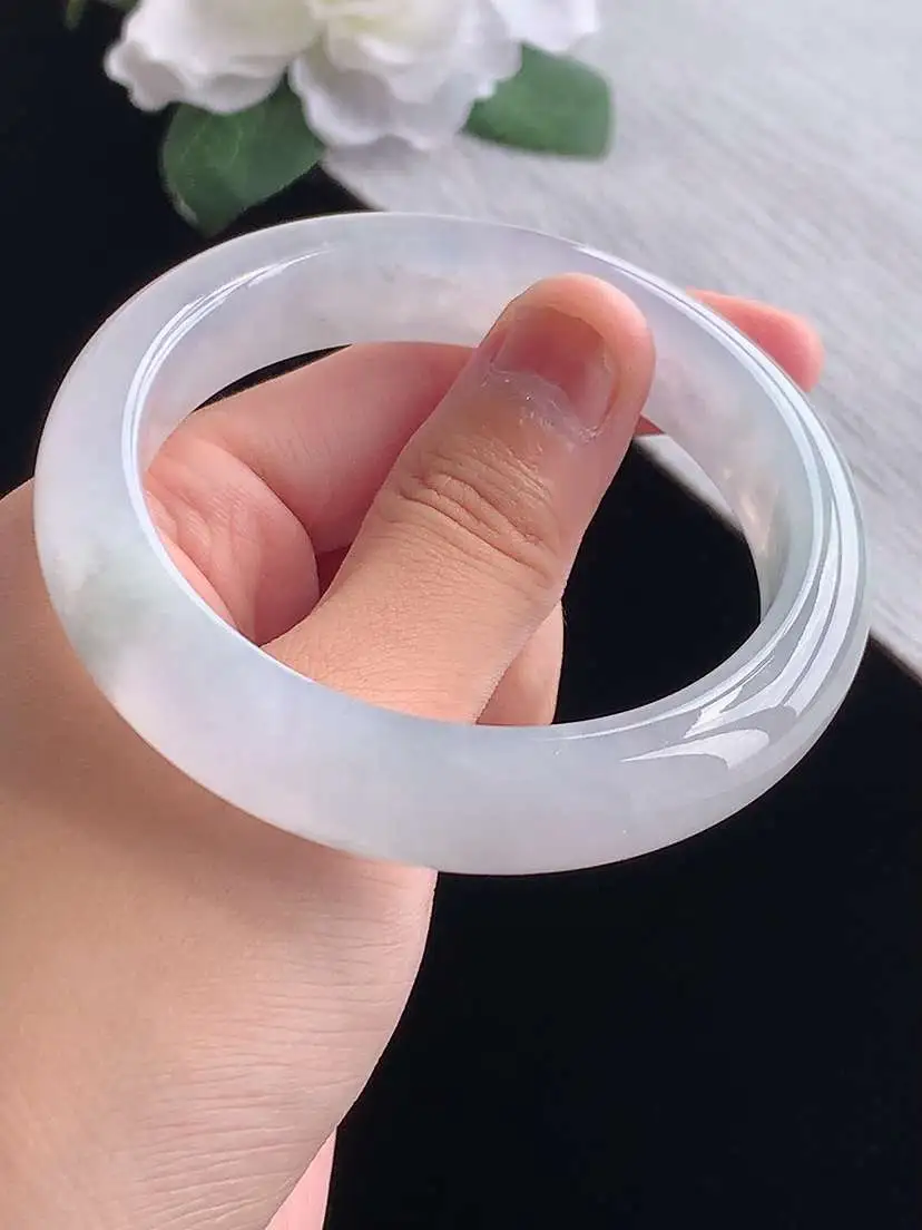 a货翡翠老坑冰种白月光正装正圈手镯56-57圈口  尺寸56×12.8×8.5mm 重量62.72g 1014