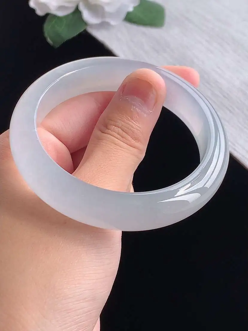 a货翡翠老坑冰种白月光正装正圈手镯54-55圈口  尺寸54.5×12.5×8mm 重量57.15g 1014