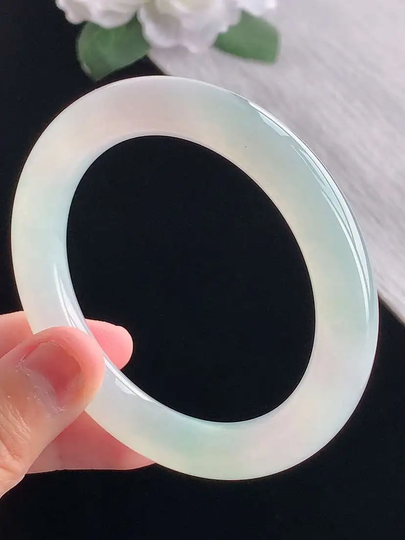 a货翡翠老坑冰种白月光圆条手镯54-55圈口 尺寸54.8×10mm 重量55.60g 1014