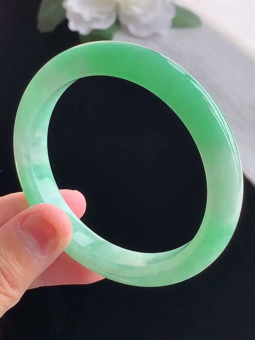 a货翡翠老坑冰种满绿正装正圈手镯54-55圈口  尺寸54.2×9×7.5mm 重量41.86g 1014