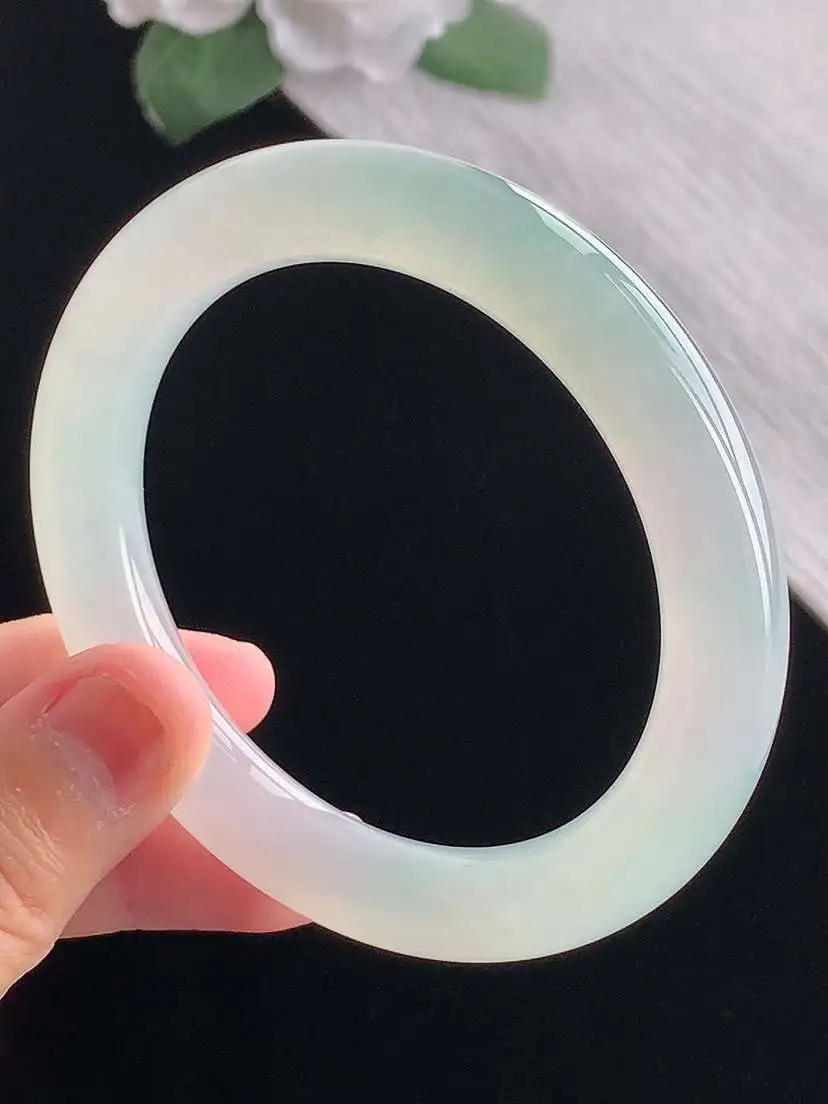a货翡翠老坑冰种白月光圆条手镯54-55圈口 尺寸54.8×10mm 重量55.60g 1014
