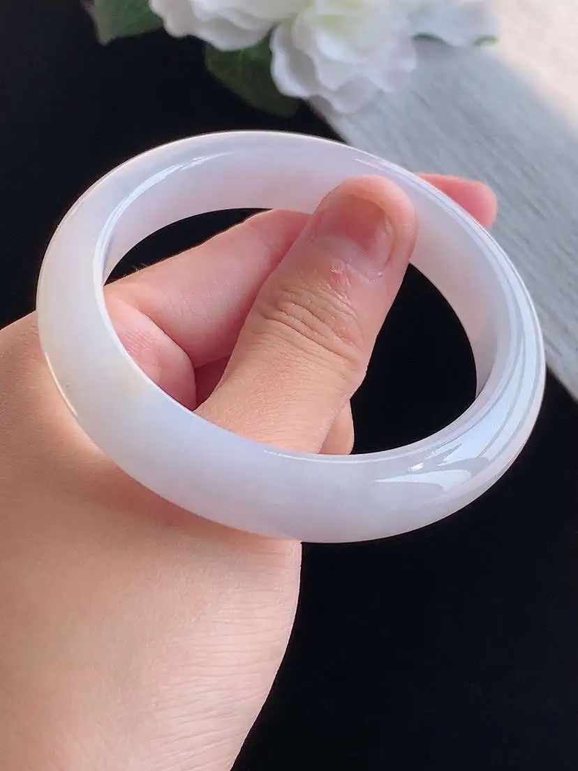 a货翡翠老坑冰种淡紫罗兰正装正圈手镯54-55圈口  尺寸54.3×11.8×8mm 重量54.82g 1015