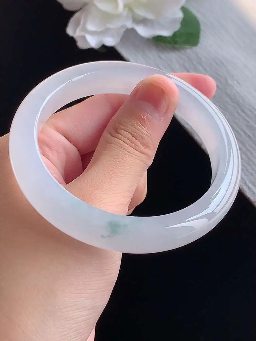 a货翡翠老坑冰种飘花正装正圈手镯58-59圈口  尺寸58×11.6×8.5mm 重量57.28g 1015