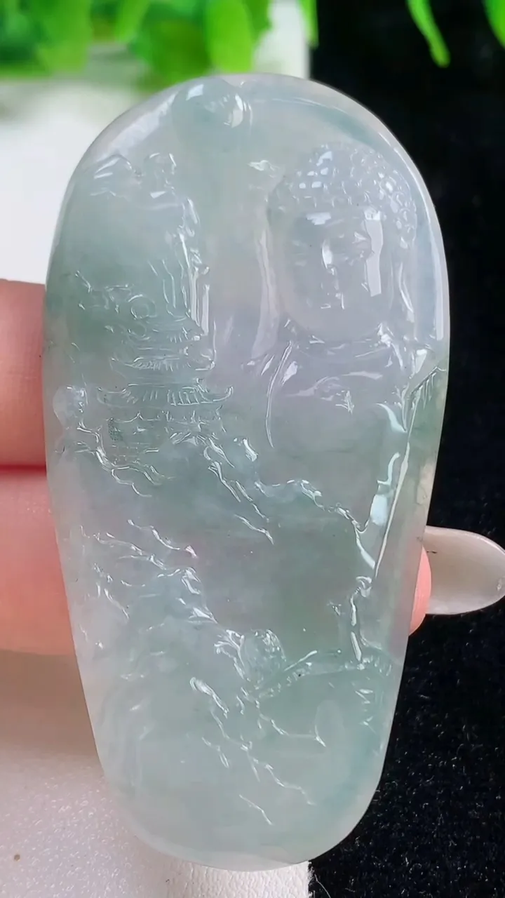 天然A货翡翠山水佛头吊坠，尺寸62.3-32.8-4.8，重:22.65g
10月16日