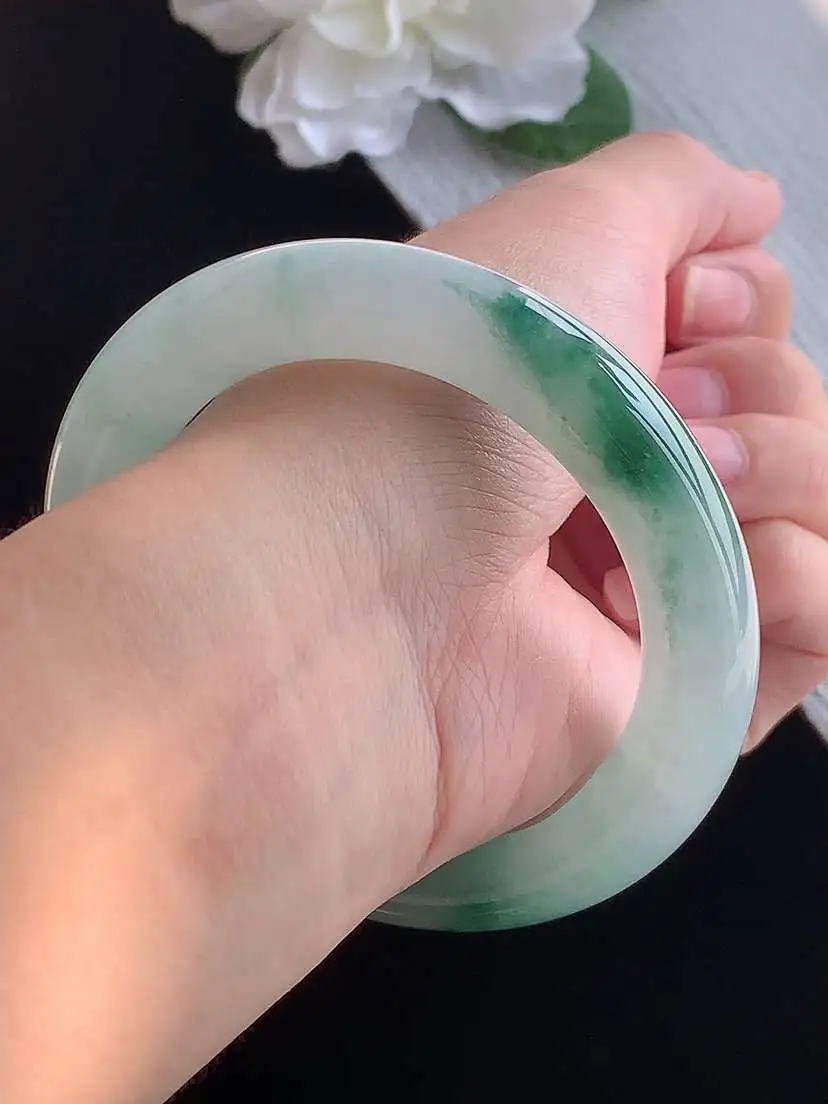 a货翡翠老坑冰种飘花胖圆条手镯56-57圈口 尺寸56.5×11.7mm 重量78.52g 1015