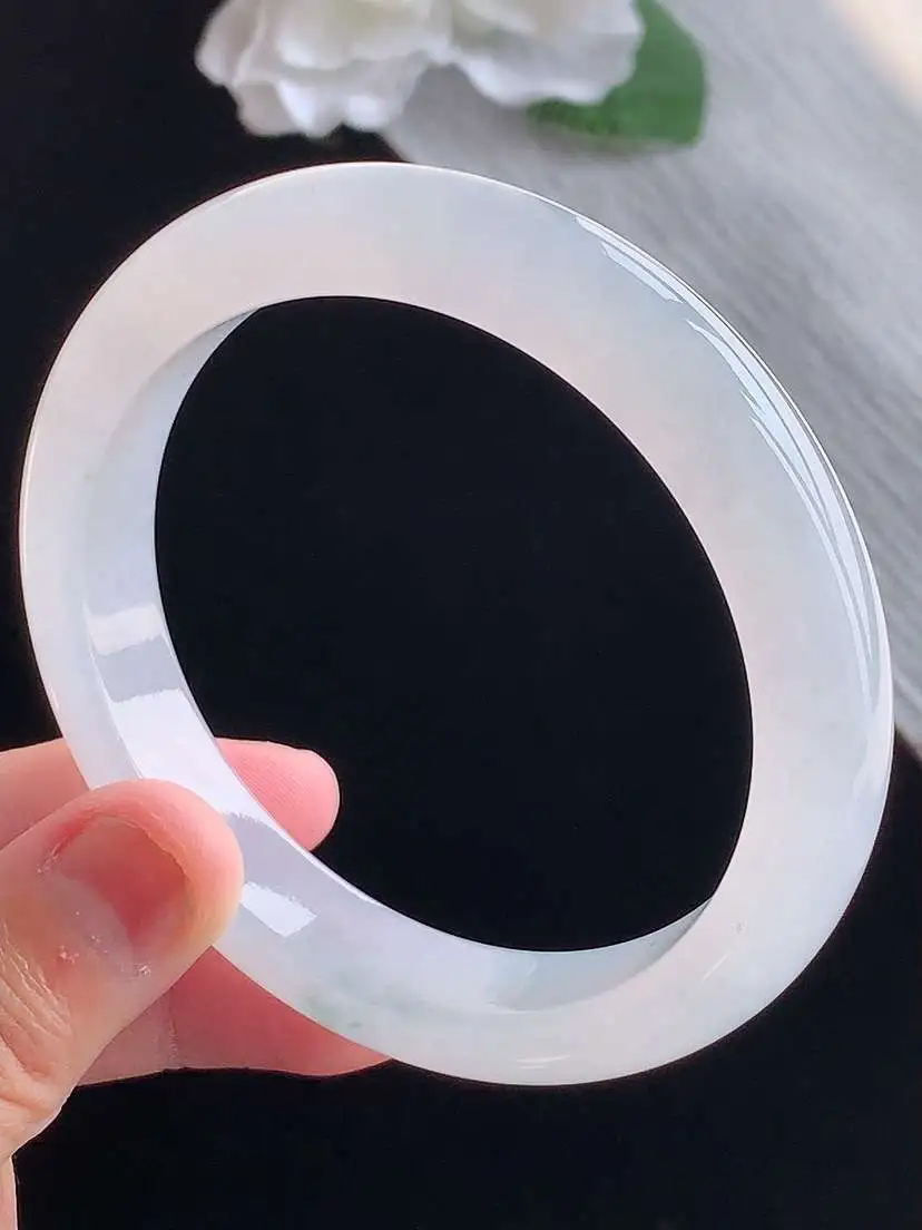 a货翡翠老坑冰种飘花正装正圈手镯58-59圈口  尺寸58×11.6×8.5mm 重量57.28g 1015