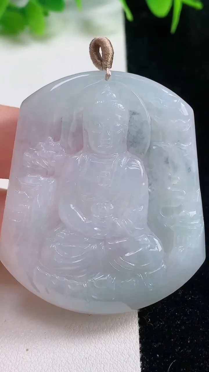 天然A货翡翠山水大日如来吊坠，尺寸52-44.3-5.5，重量:23.29g
10月16日