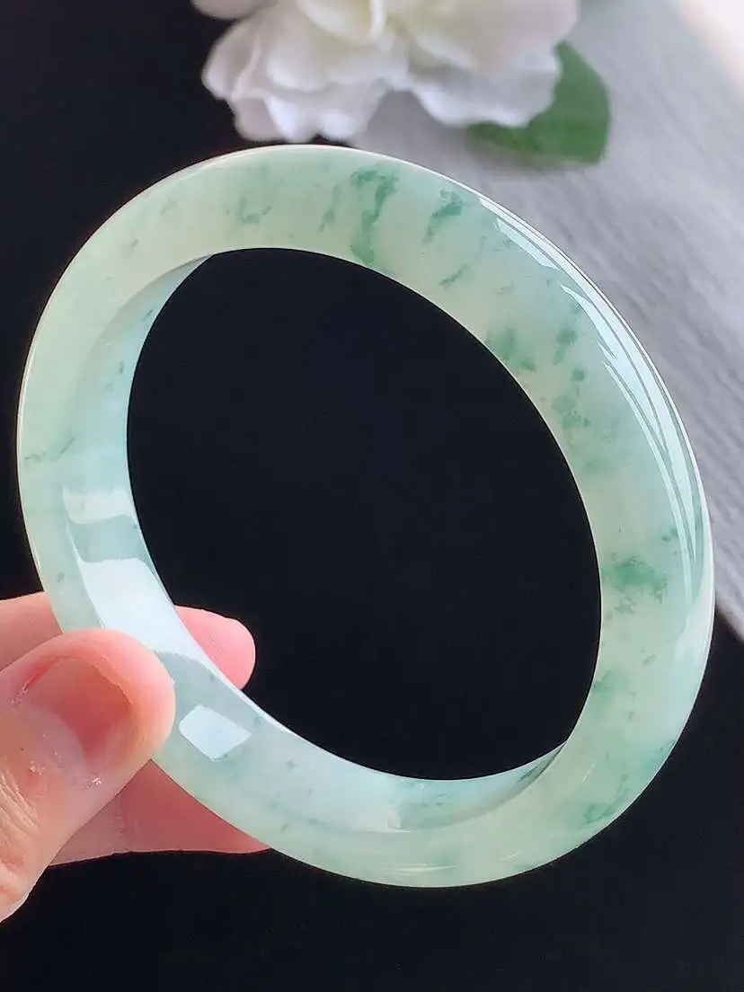 a货翡翠老坑冰种飘花正装正圈手镯59-60大圈口  尺寸59.7×12.3×8mm 重量59.95g 1015