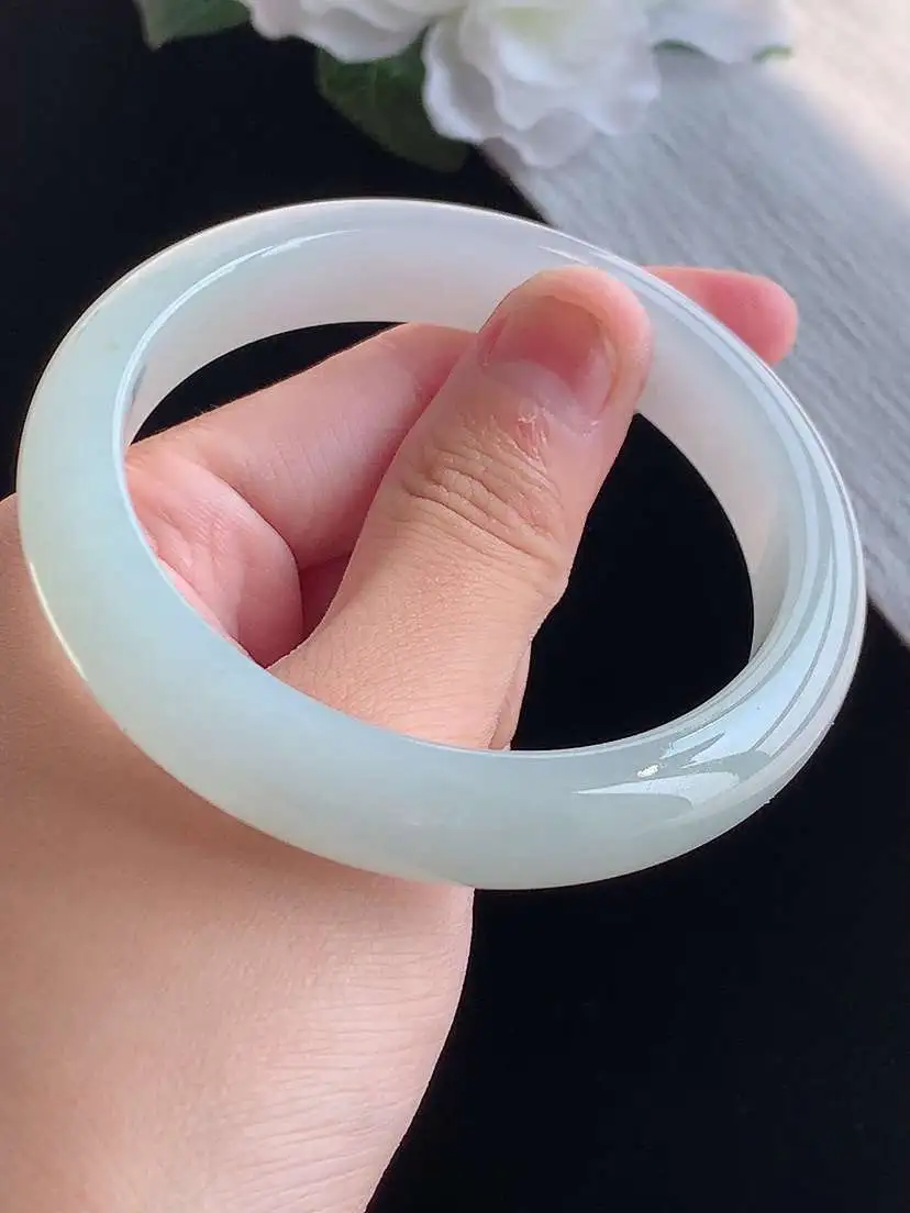 a货翡翠老坑冰种白月光正装正圈手镯57-58圈口  尺寸57.8×11.8×8mm 重量56.05g 1015