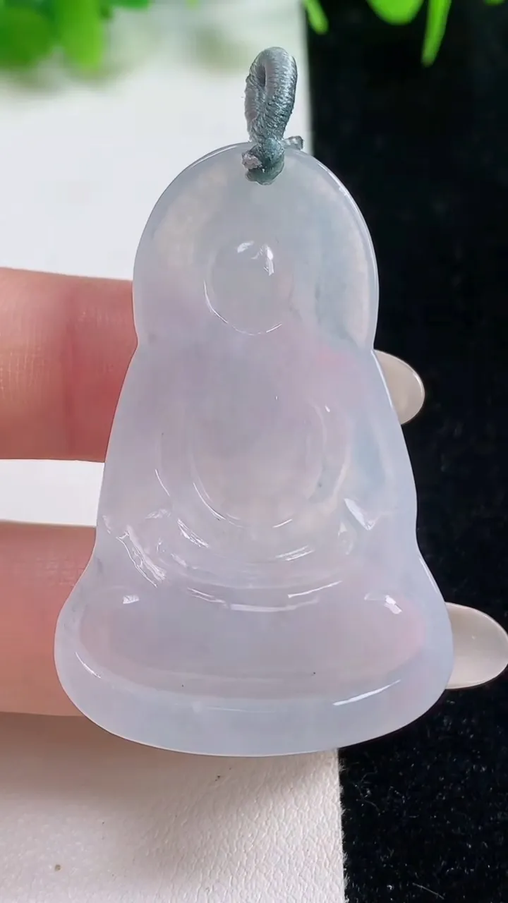 天然A货翡翠大日如来吊坠，尺寸48-30.4-5，重量:13.42g
10月17日
