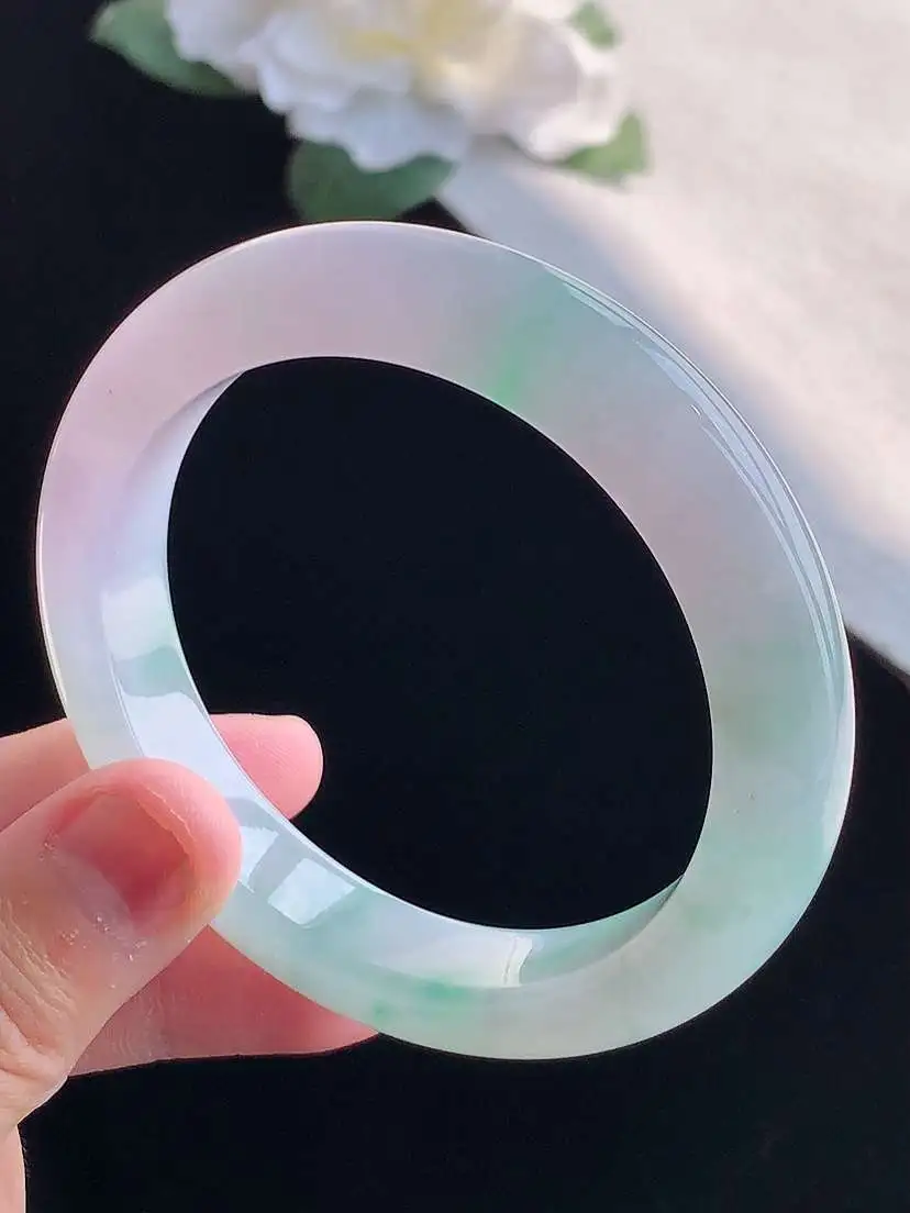 a货翡翠老坑冰种飘绿正装正圈手镯53-54圈口  尺寸53.8×11×8.8mm 重量54.35g 1016