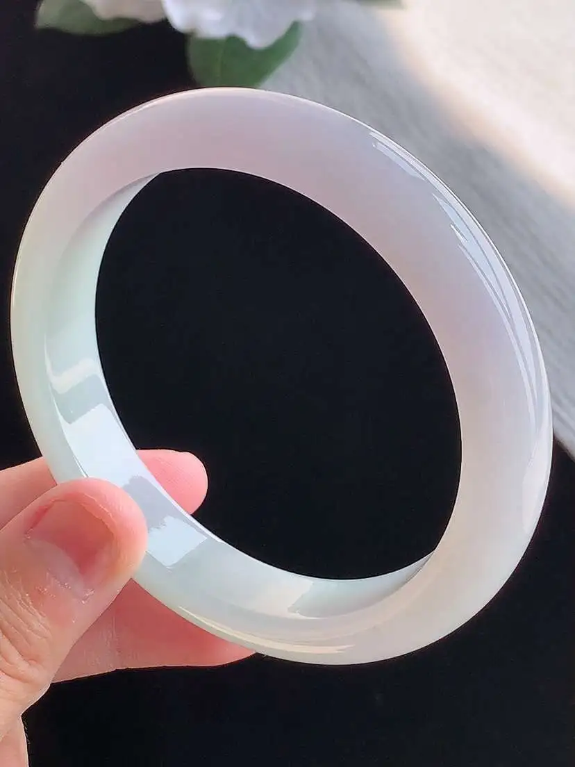 a货翡翠老坑冰种紫罗兰正装正圈手镯60-61大圈口  尺寸60.5×12.2×8mm 重量62.60g 1016