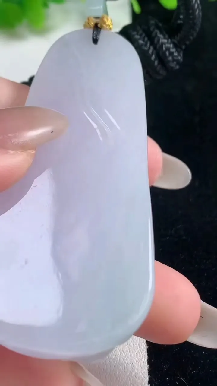 天然A货翡翠冰种紫罗兰大势至观音菩萨吊坠，尺寸69.4-30.4-11.2，重量:53.96g
10月17日