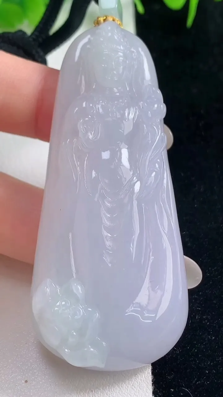 天然A货翡翠冰种紫罗兰大势至观音菩萨吊坠，尺寸69.4-30.4-11.2，重量:53.96g
10