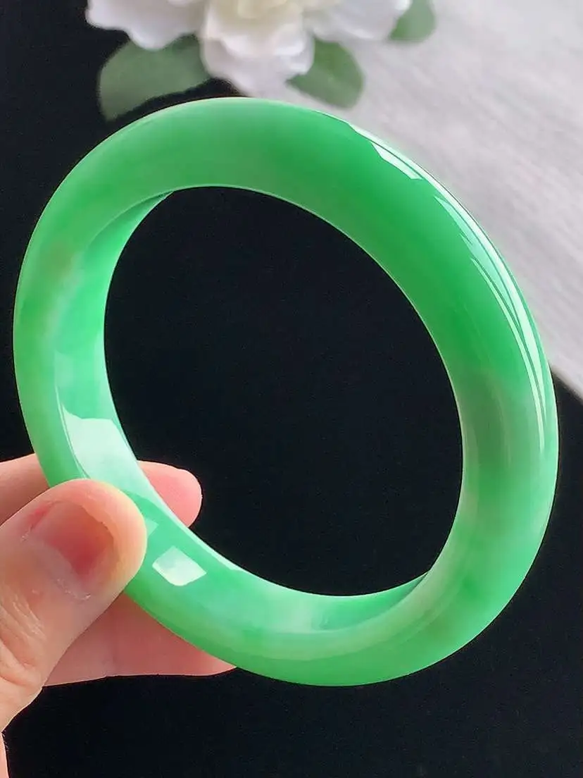 a货翡翠老坑冰润满绿正装正圈手镯58-59圈口  尺寸58.8×12.3×9.6mm 重量71.00
