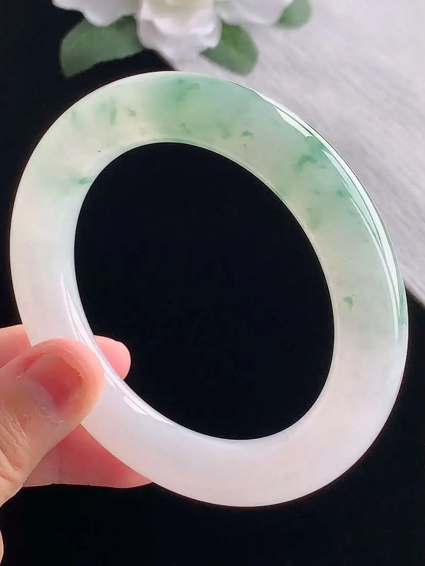 a货翡翠老坑冰种飘花胖圆条手镯57-58圈口  尺寸57.3×11.8mm 重量80.33g 101