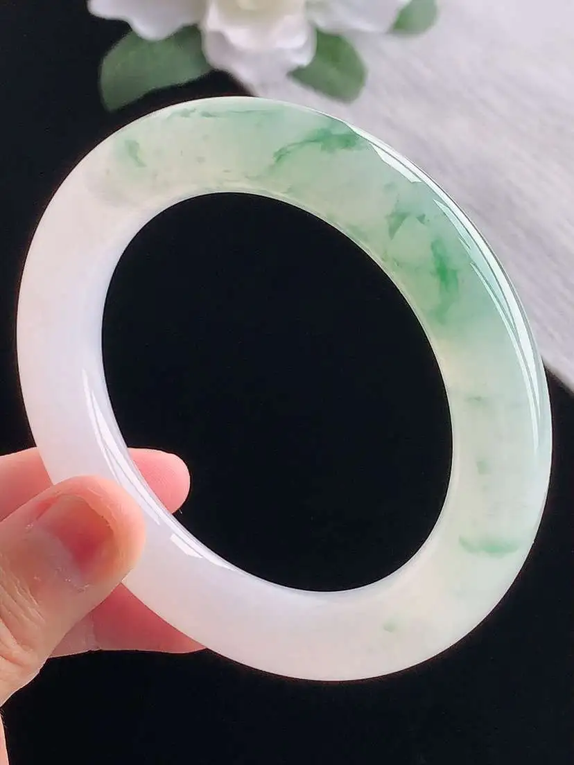 a货翡翠老坑冰种飘花胖圆条手镯57-58圈口  尺寸57.3×11.8mm 重量80.33g 1017 A77