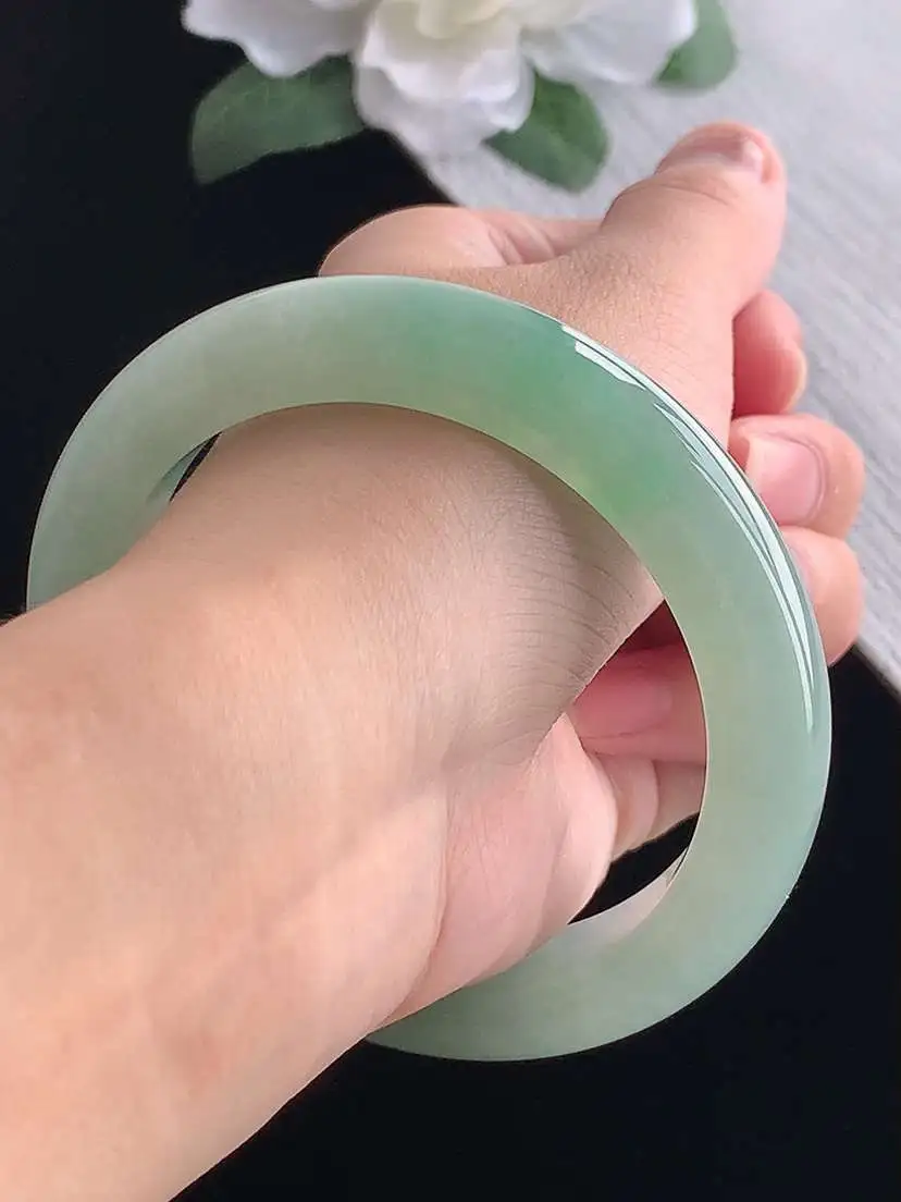 a货翡翠老坑冰种飘绿晴绿正装正圈手镯59-60大圈口  尺寸59.5×12×9.5mm 重量72.68g 1017