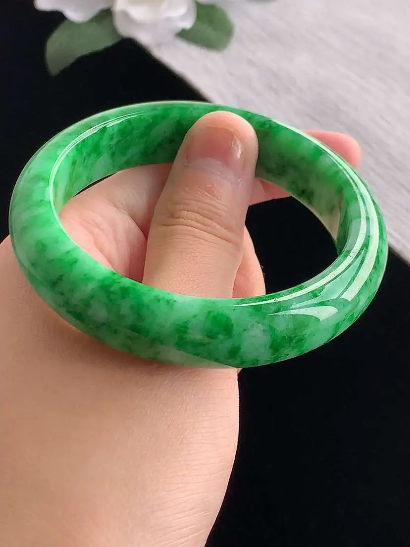 a货翡翠老坑冰种满绿正装正圈手镯55-56圈口  尺寸55.8×13.6×8mm 重量60.56g 1017