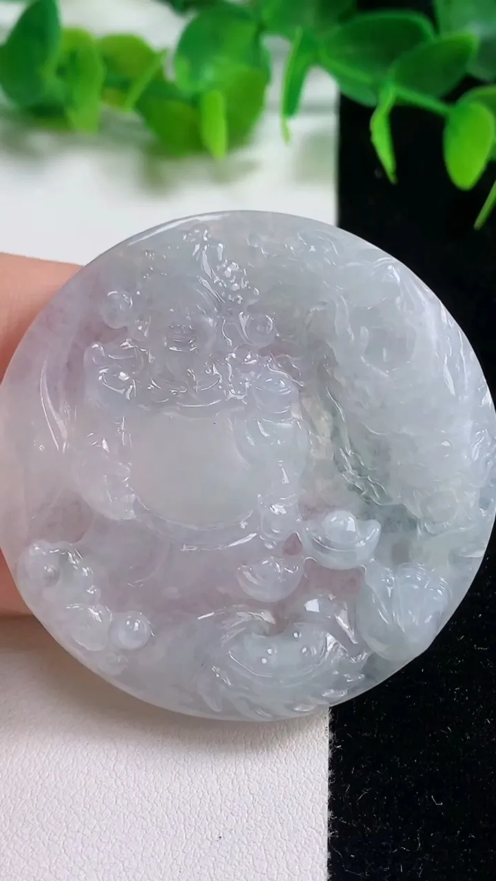 天然A货翡翠祥龙财神爷吊坠，尺寸52.2-6，重量:30.90g
10月18日