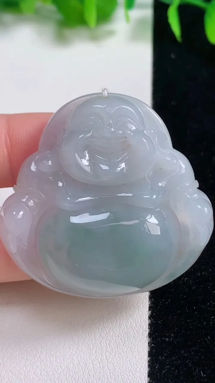 天然A货翡翠冰种飘花佛公吊坠，尺寸42-44-9，重量:25.47g
10月19日