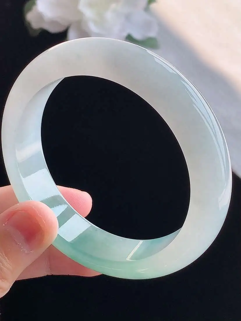 a货翡翠老坑冰种飘花正装正圈手镯56-57圈口  尺寸56.3×14.2×8.6mm 重量68.24g 1018