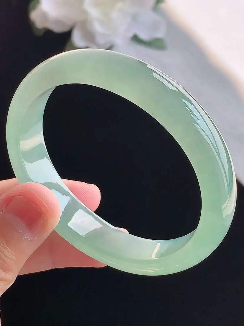 a货翡翠老坑冰种晴水贵妃手镯53-54圈口 尺寸53.5×46.5×12.4×6.5mm 重量43.70g 1018