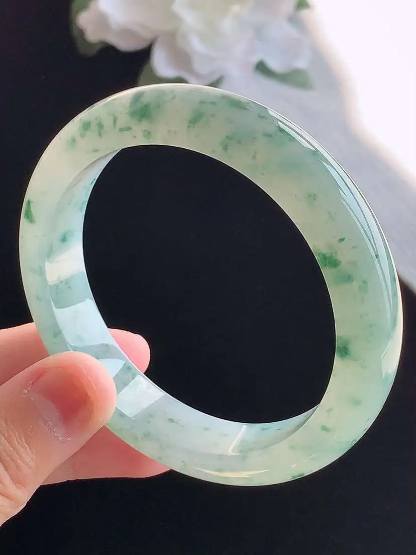 a货翡翠老坑冰种飘花正装正圈手镯56-57圈口  尺寸56×12.4×8mm 重量59.13g 1018