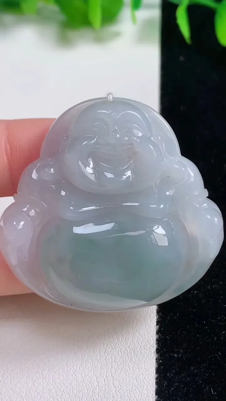 天然A货翡翠冰种飘花佛公吊坠，尺寸42-44-9，重量:25.47g
10月19日