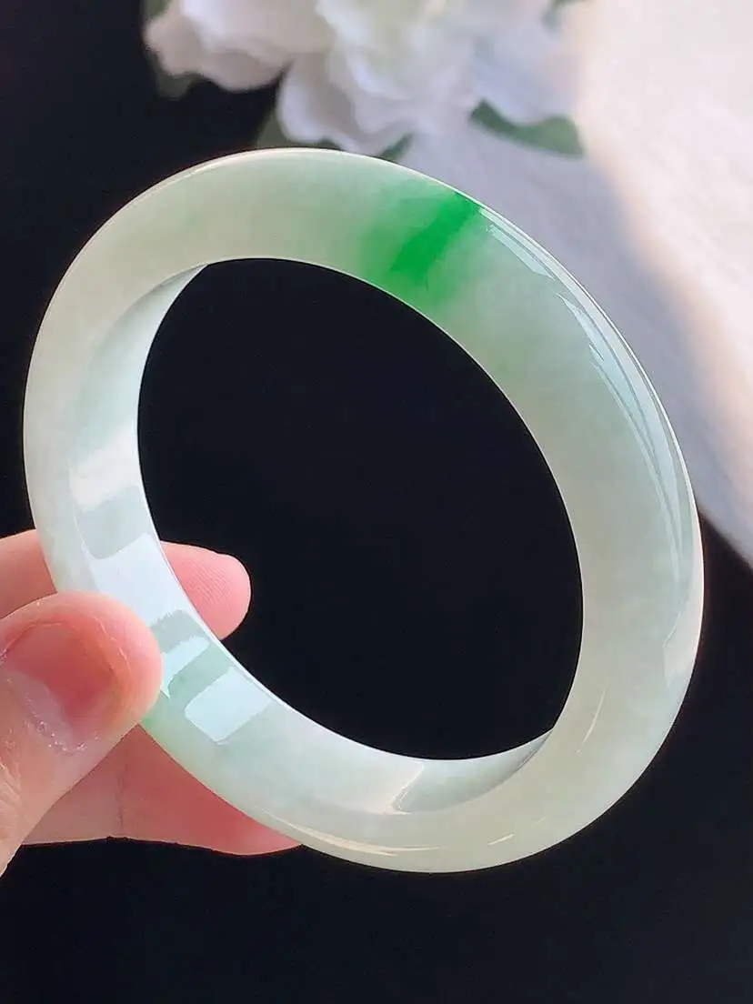 a货翡翠老坑冰种飘阳绿正装正圈手镯54-55圈口  尺寸54.8×12.2×8mm 重量55.03g