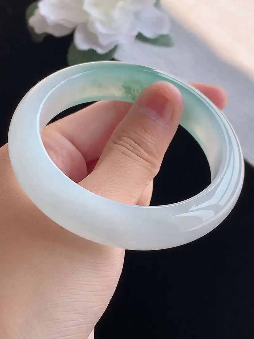 a货翡翠老坑冰种飘花正装正圈手镯56-57圈口  尺寸56.3×14.2×8.6mm 重量68.24g 1018