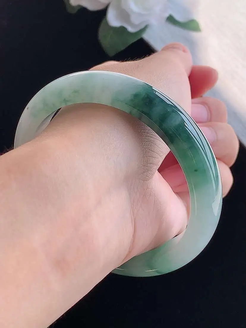 a货翡翠老坑冰种飘花正装正圈手镯59-60大圈口  尺寸59.5×12.5×8.3mm 重量61.83g 1018