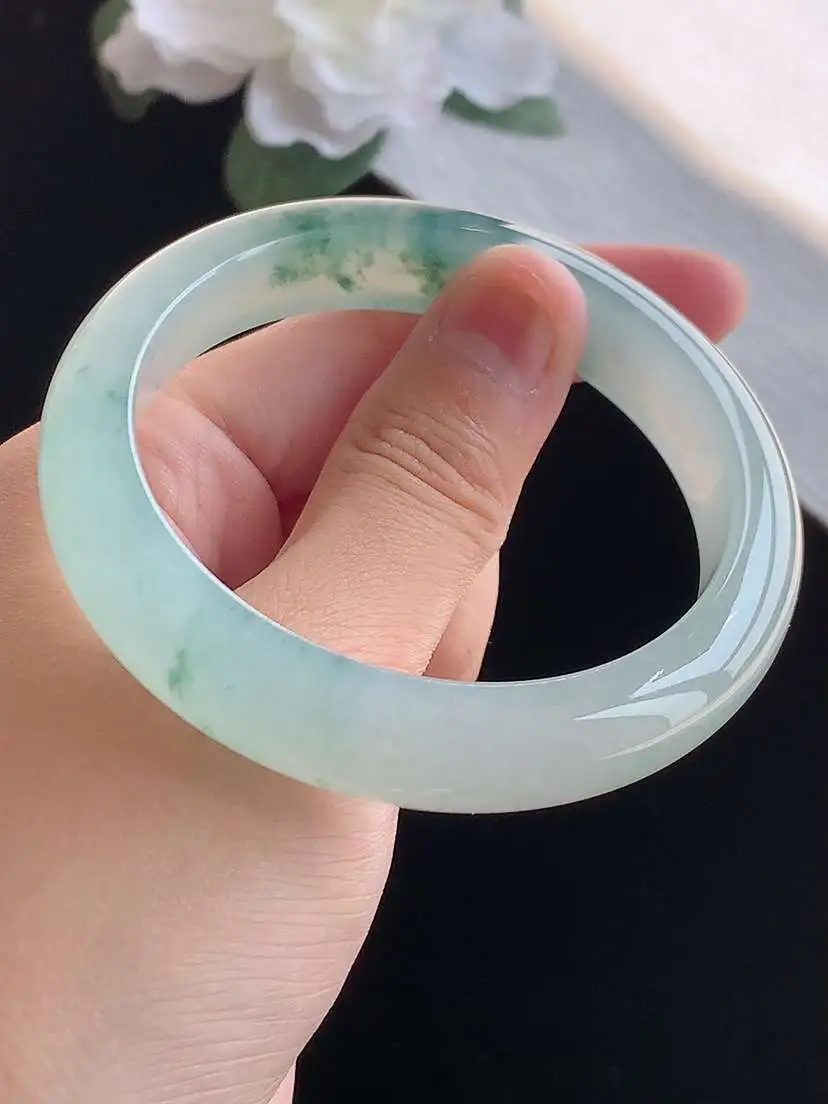 a货翡翠老坑冰种飘花正装正圈手镯55-56圈口  尺寸55.8×11.5×8.5mm 重量55.96g 1018