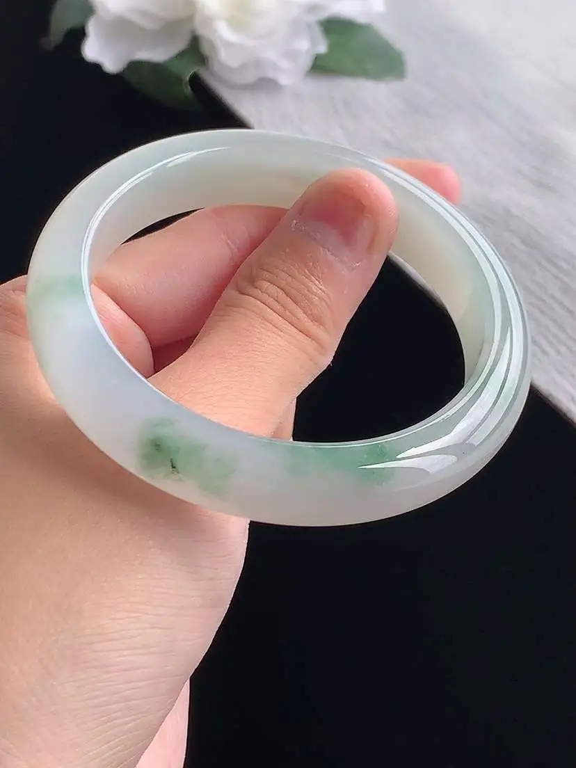a货翡翠老坑冰种飘花正装正圈手镯56-57圈口  尺寸56.2×12×8mm 重量55.70g 1019