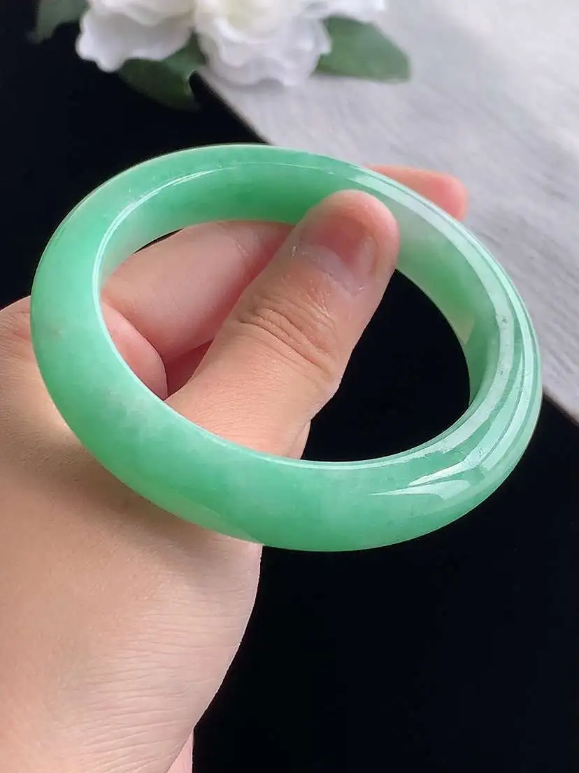a货翡翠老坑冰种满绿正装正圈手镯54-55圈口  尺寸54.2×11×8.6mm 重量56.26g 1019