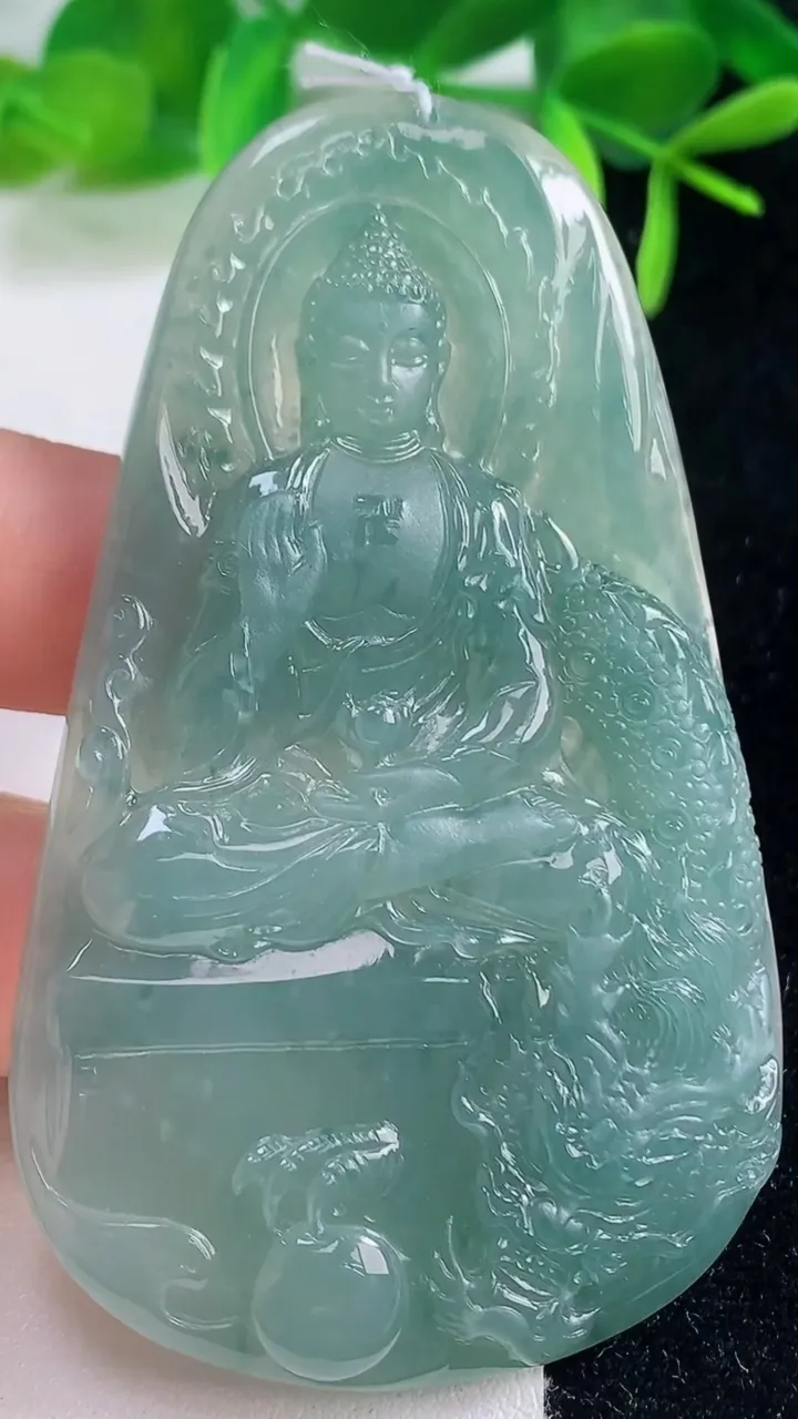 天然A货翡翠祥龙阿弥陀佛吊坠，尺寸72.4-43.7-6.9，重量:39.30g
10月20日