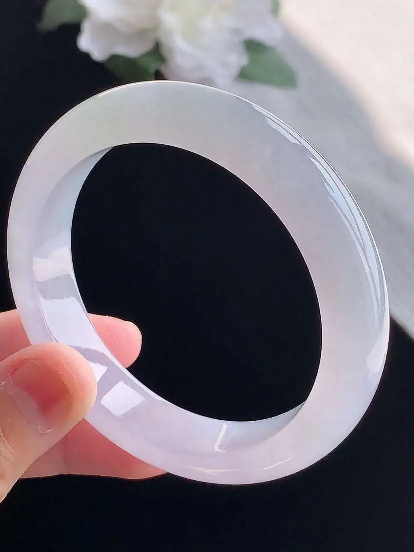a货翡翠老坑冰种淡紫罗兰正装正圈手镯54-55圈口  尺寸54×12.4×8.3mm 重量57.32g 1019