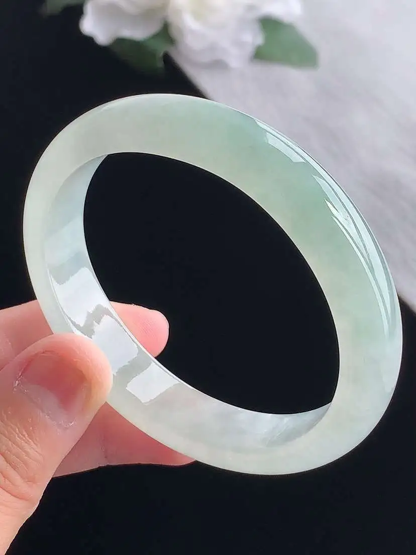 a货翡翠老坑冰种晴水贵妃手镯54-55圈口 尺寸54.5×48.8×12×7mm 重量44.13g 
