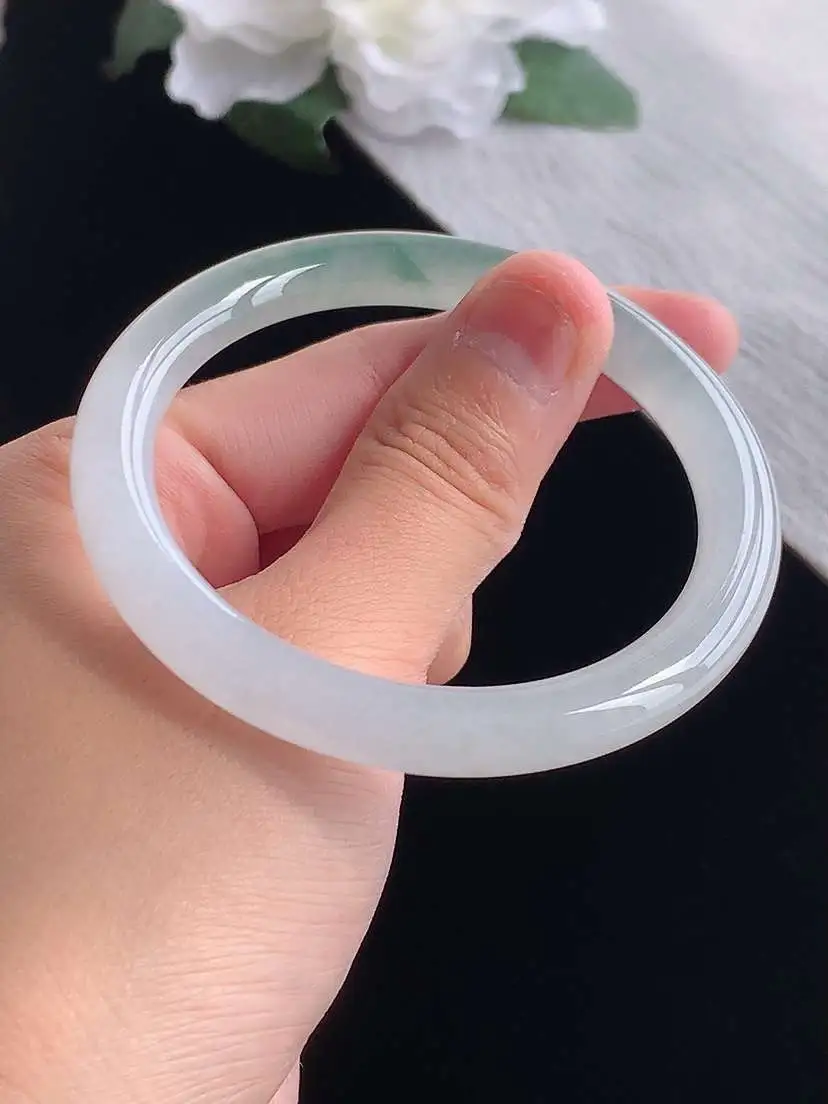a货翡翠老坑冰种飘花细条圆条手镯53-54圈口  尺寸53.5×7.3mm 重量31.13g 1019