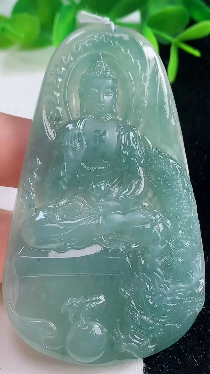 天然A货翡翠祥龙阿弥陀佛吊坠，尺寸72.4-43.7-6.9，重量:39.30g
10月20日