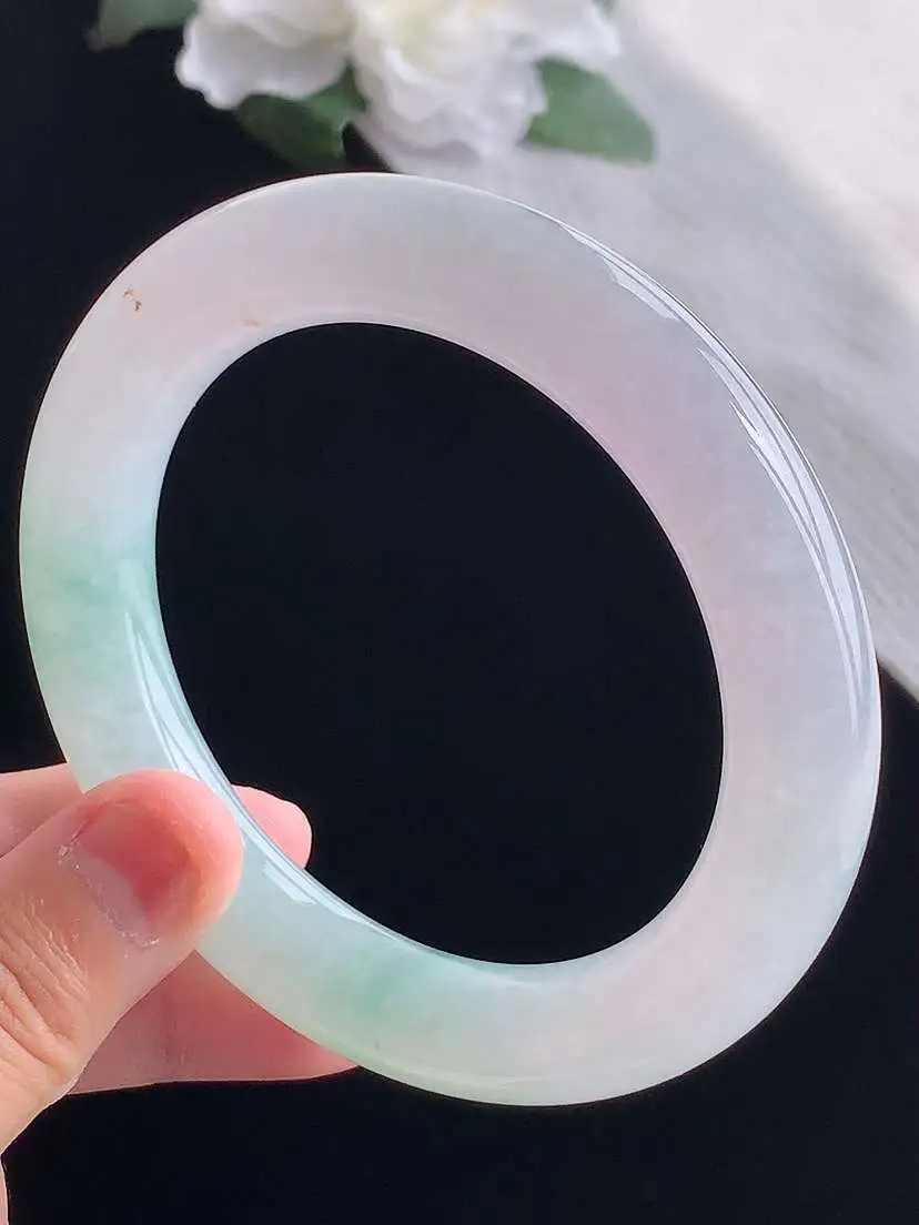 a货翡翠老坑冰种紫底飘花胖圆条手镯60-61大圈口  尺寸60.2×12.2mm 重量89.03g 1019