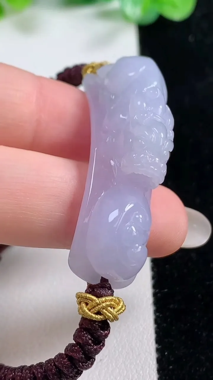 天然A货翡翠紫罗兰貔貅手绳，尺寸45-12.4-12.7，重量:16.95g
10月21日