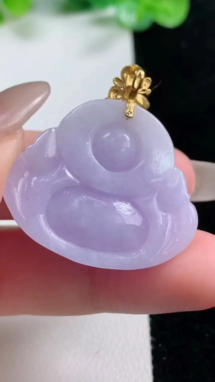 天然A货翡翠18K金紫罗兰佛公吊坠，尺寸26.8-32.3-12，重量:14.60g
10月22日