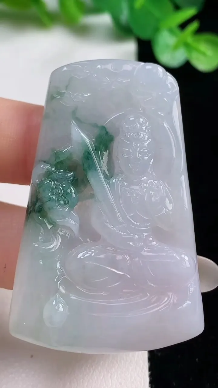天然A货翡翠冰种飘花文殊菩萨吊坠，尺寸52.5-34.8-5，重量:19.50g
10月22日