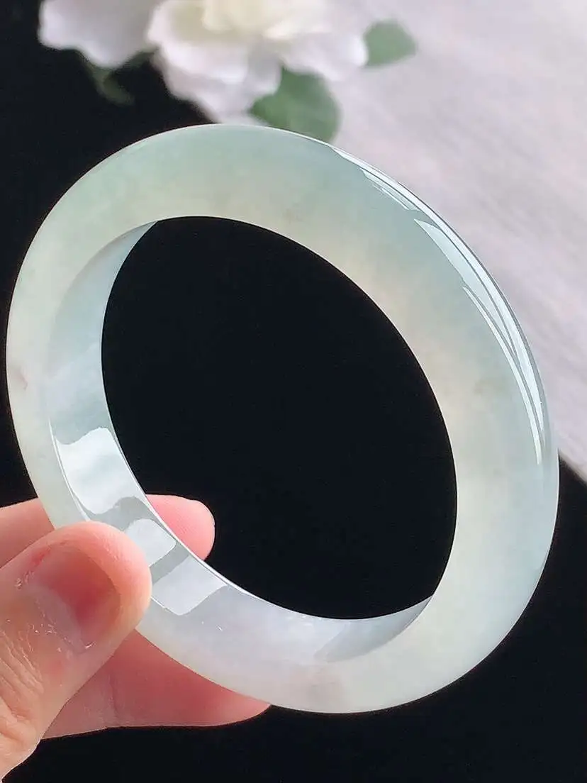 a货翡翠老坑冰种晴水正装正圈手镯56-57圈口  尺寸56.8×12.8×8.8mm 重量65.76