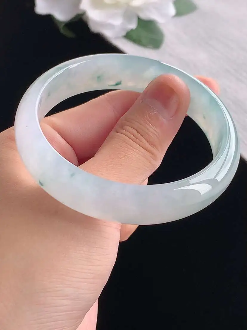 a货翡翠老坑冰种飘花正装正圈手镯55-56圈口  尺寸55.8×13.5×6.8mm 重量48.65g 1020