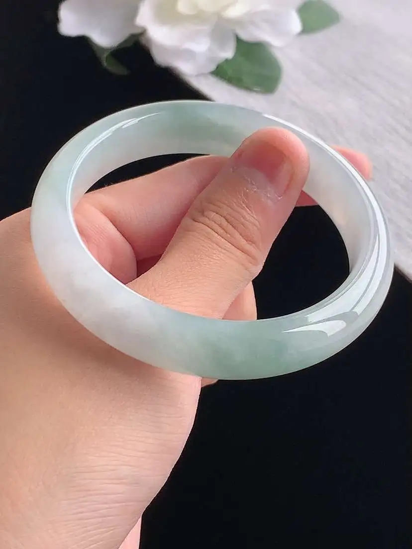 a货翡翠老坑冰种飘花正装正圈手镯55-56圈口  尺寸55.5×12.2×7.6mm 重量52.10g 1020